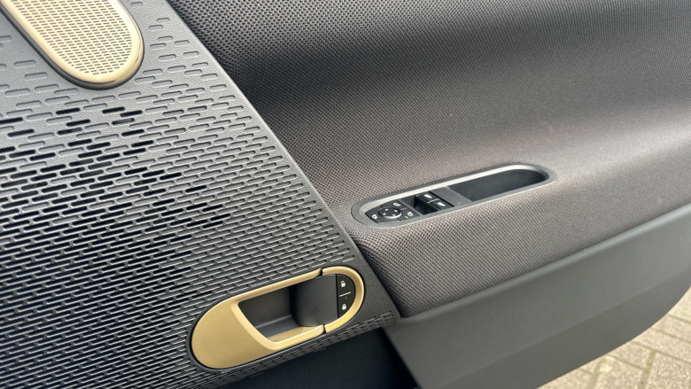 MINI Cooper 135kW E Sport [Level 2] 41kWh 3dr Auto Electric Hatchback